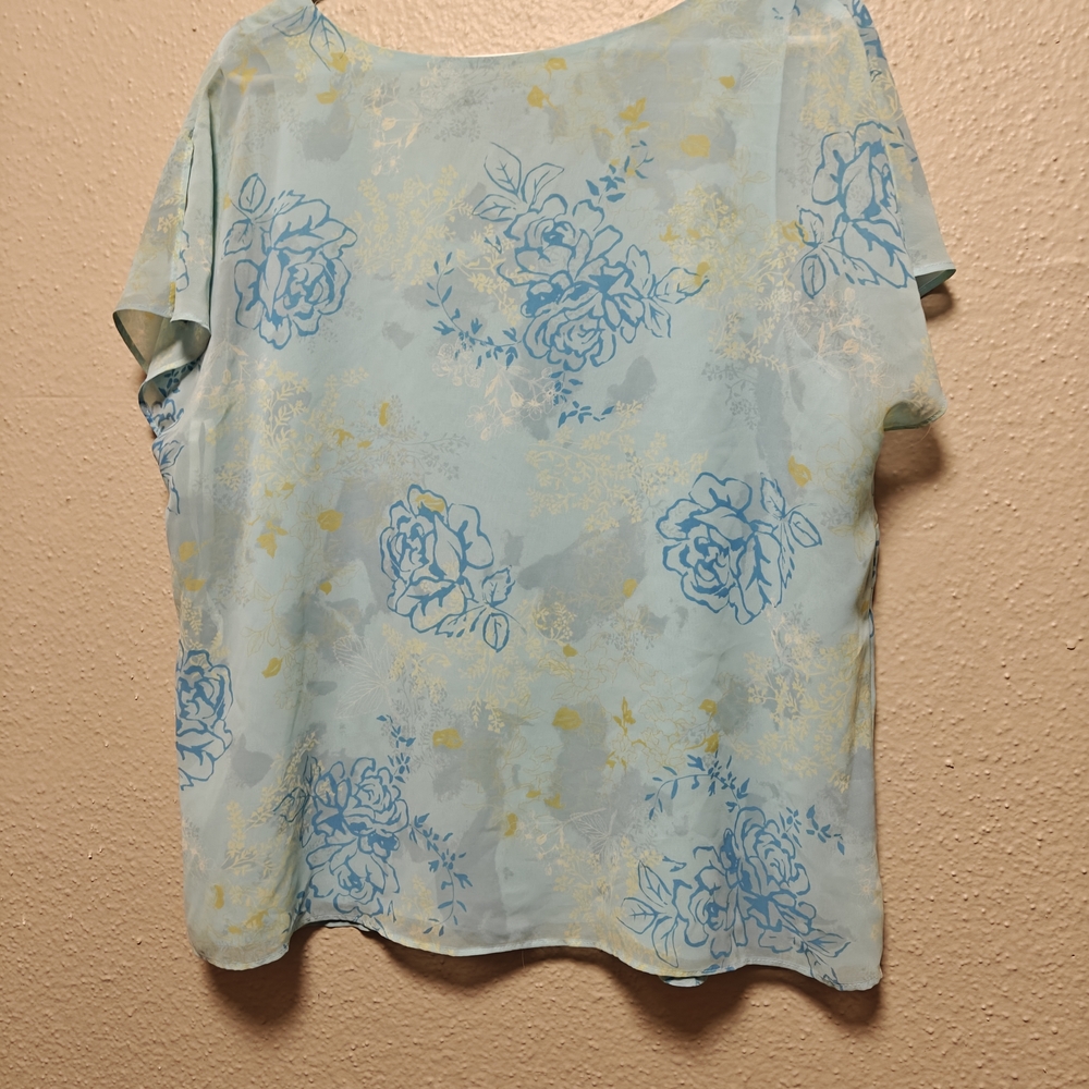 Apostrophie Light Blue Floral V-Neck Blouse with Yellow Accents with Undershirt - Picture 2 of 3